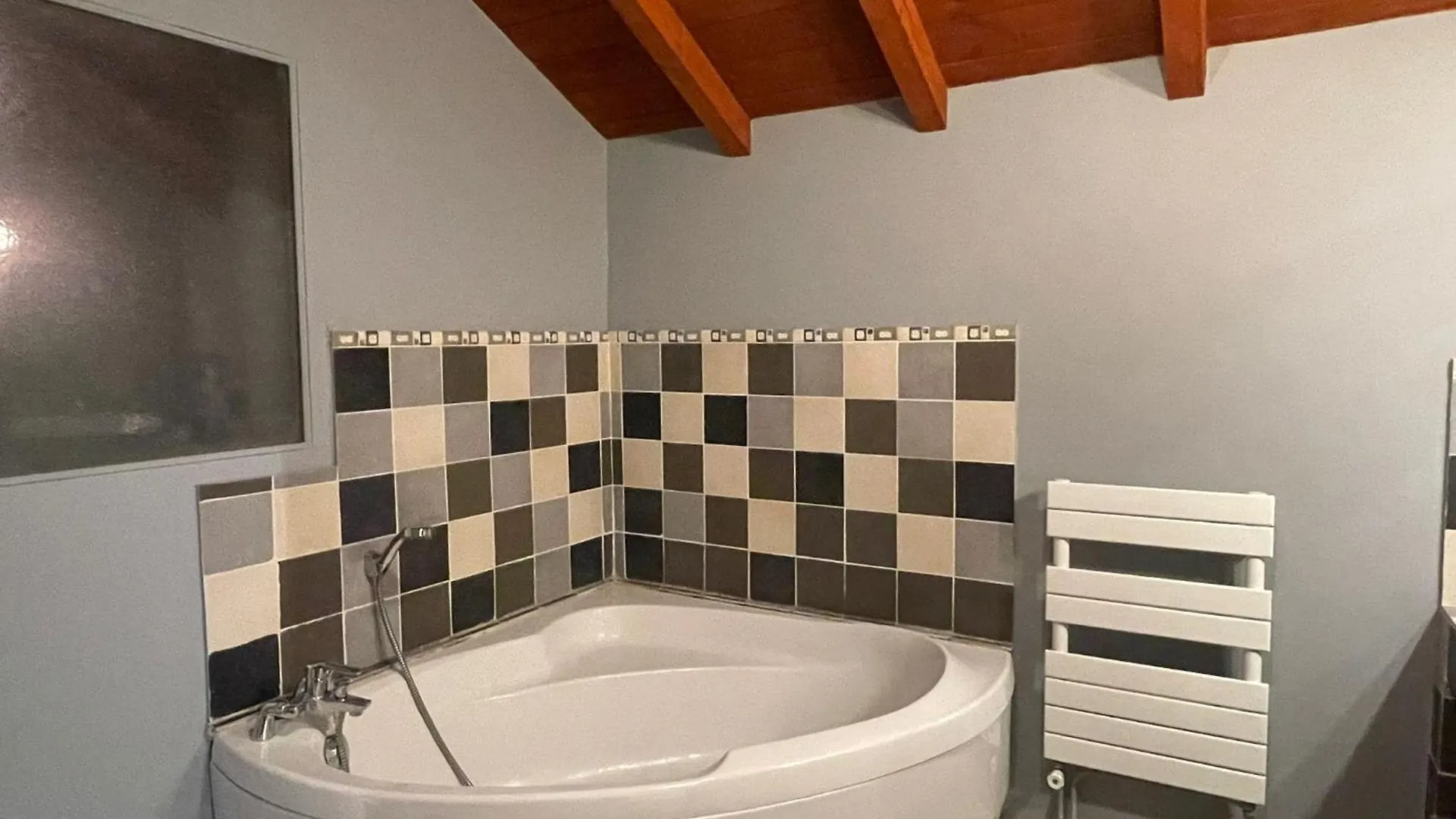 Holiday home Gite De Groupe Arza Mendi Jurvielle